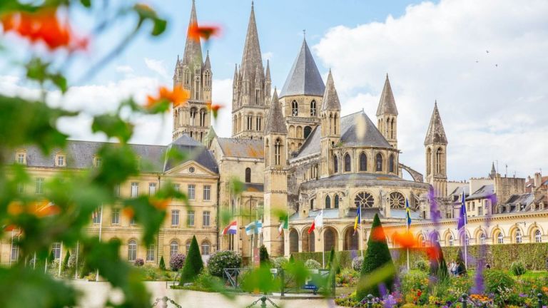 caen abbaye aux hommes la mer tourisme